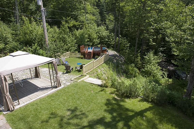Chalets Alpins - 11 Chemin Des Skieurs Stoneham Exterior photo
